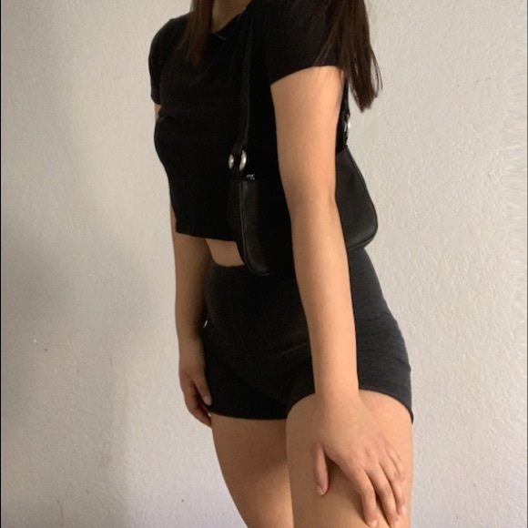 Black crop top/grey biker shorts Set - Picture 2 of 2